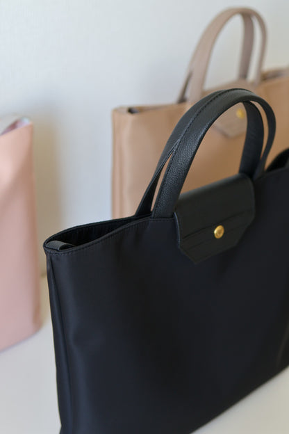 QUIET TOTE 　by the mellow　＜BLACK＞