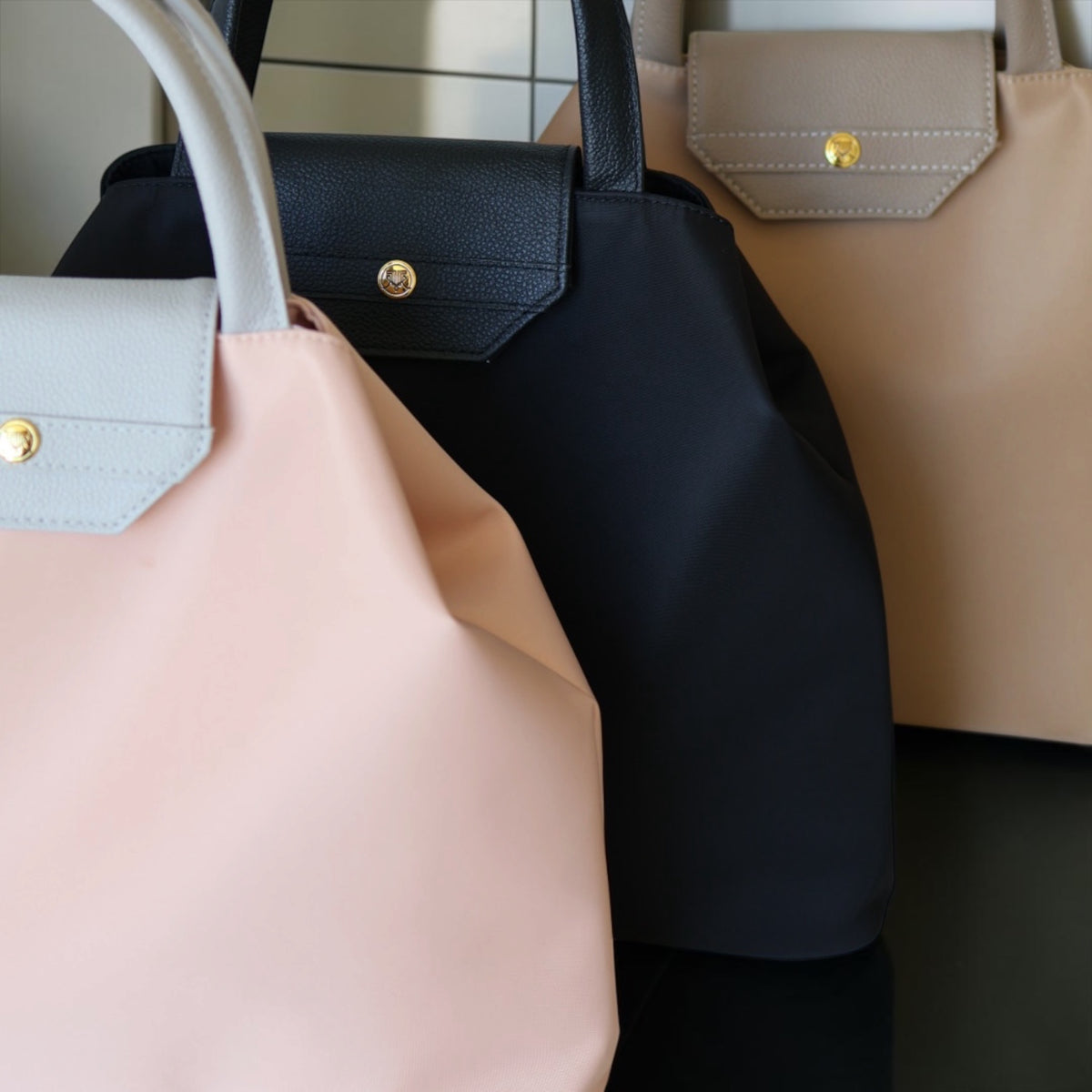 QUIET TOTE 　by the mellow　＜BLACK＞